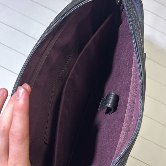 Ted Baker mens dark blue leather messenger laptop shoulder bag brief case EUC - Picture 4 of 5